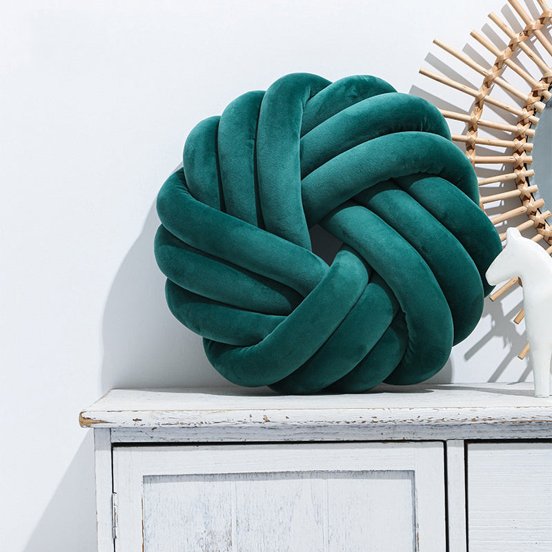 Premium Nordic Cushions – Elegant Decorative Pillows for Modern Living Spaces