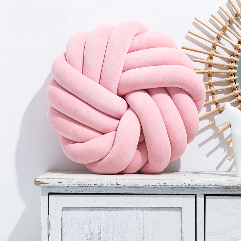 Premium Nordic Cushions – Elegant Decorative Pillows for Modern Living Spaces